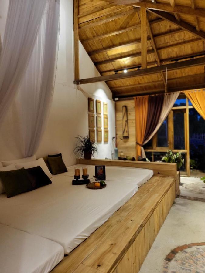 Nha Duoi Hotel Son Tay Exterior photo